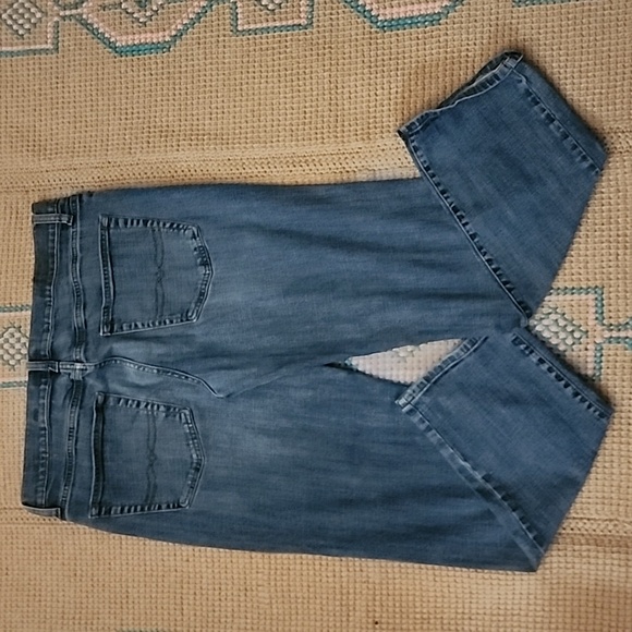 SALE ⚠️ LUCKY Brand 🍀 221 Straight Leg Light Wash Jeans - Picture 7 of 11